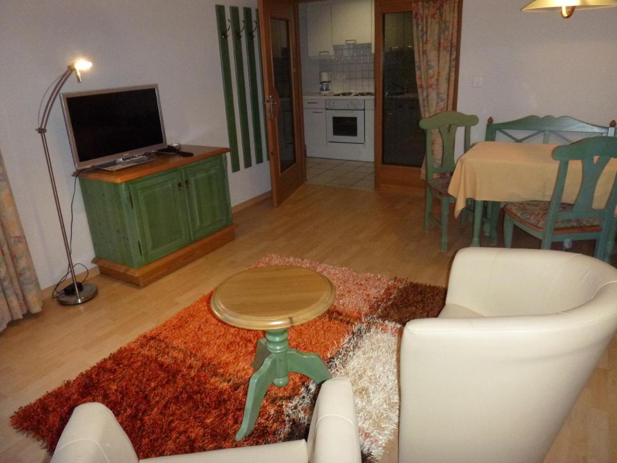 سامنون Appartements Garni Alpin Live الغرفة الصورة